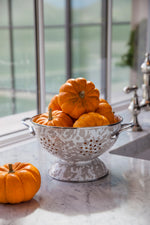 TP27 - Taupe Swirl Medium Colander - Golden Rabbit Enamelware