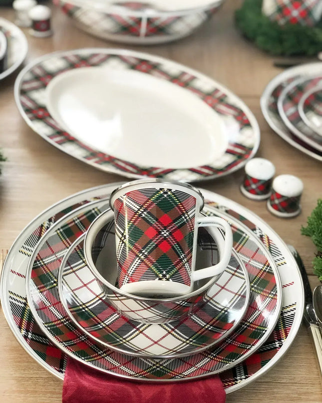 HP69S4 - Highland Plaid Sandwich Plates - Set of 4 - Golden Rabbit Enamelware