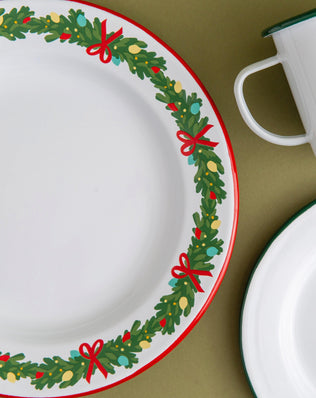 Helmsie x CCH Dinner Plates, Set of 4, Christmas Garland