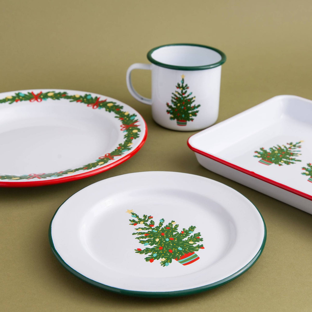 Helmsie x CCH 16 oz Large Mugs, Set of 4, Christmas Tree