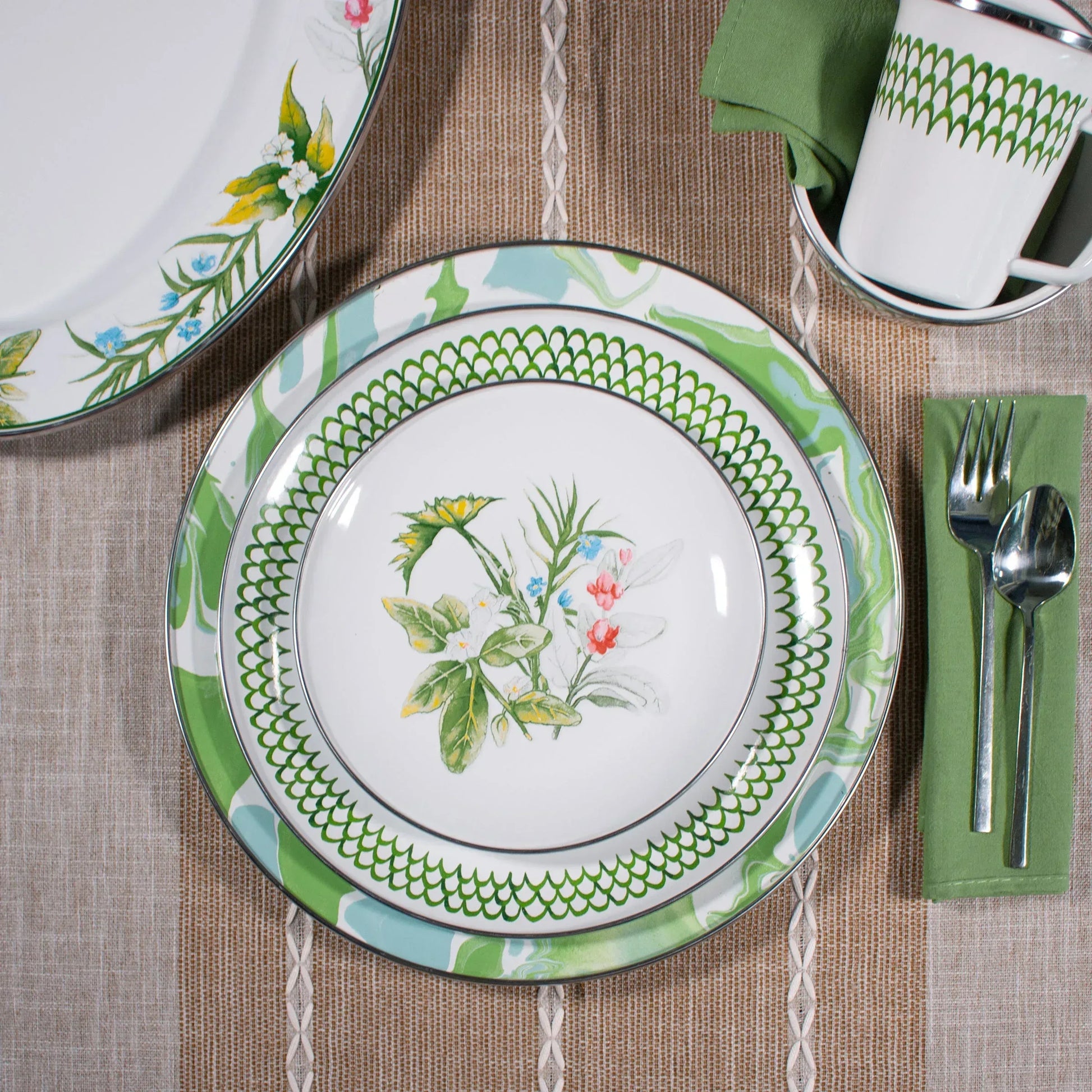 HB89 - Herbs Large Salad Bowl - Golden Rabbit Enamelware