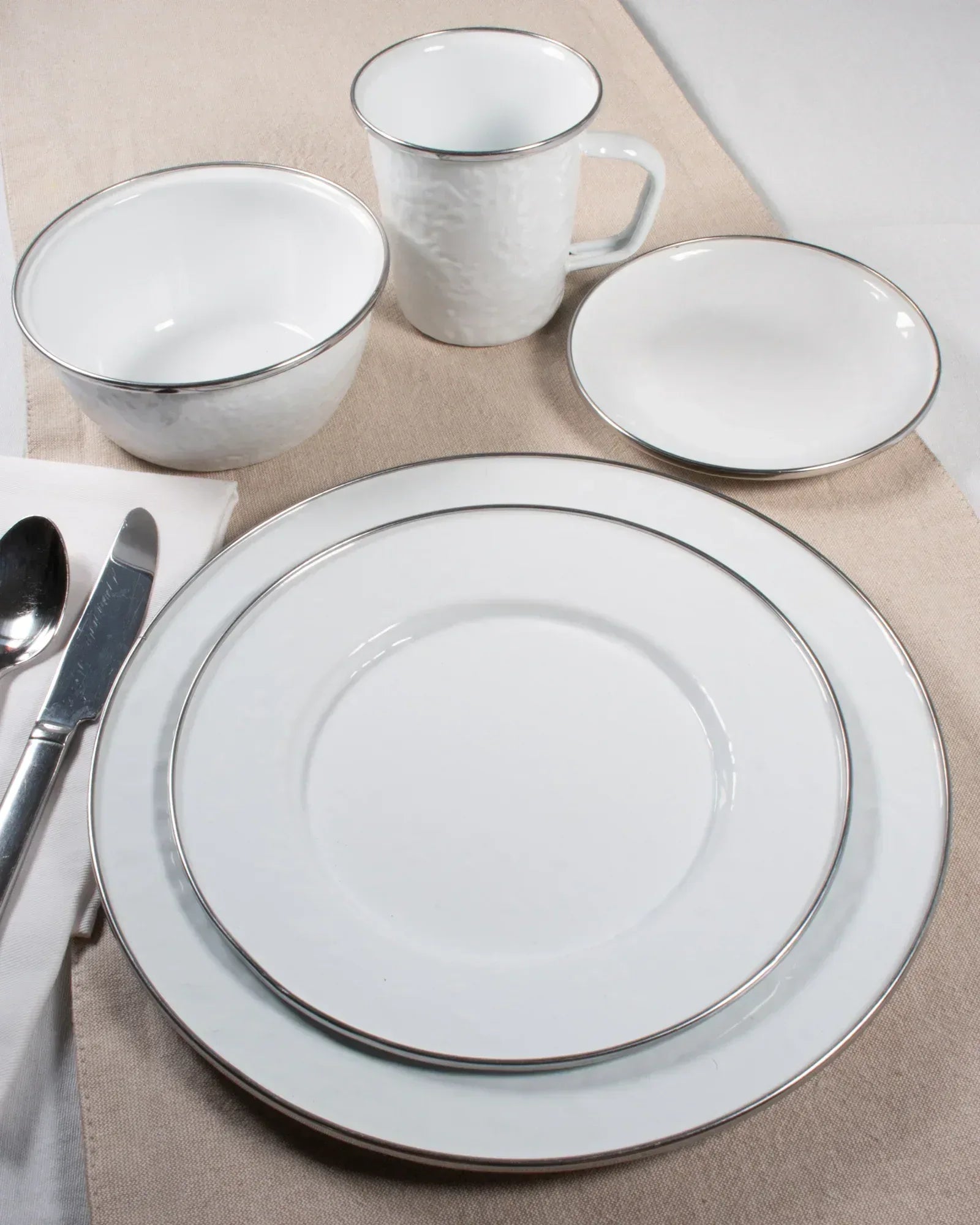 WW58S2 - Set of 2 Solid White Quarter Sheets - Golden Rabbit Enamelware