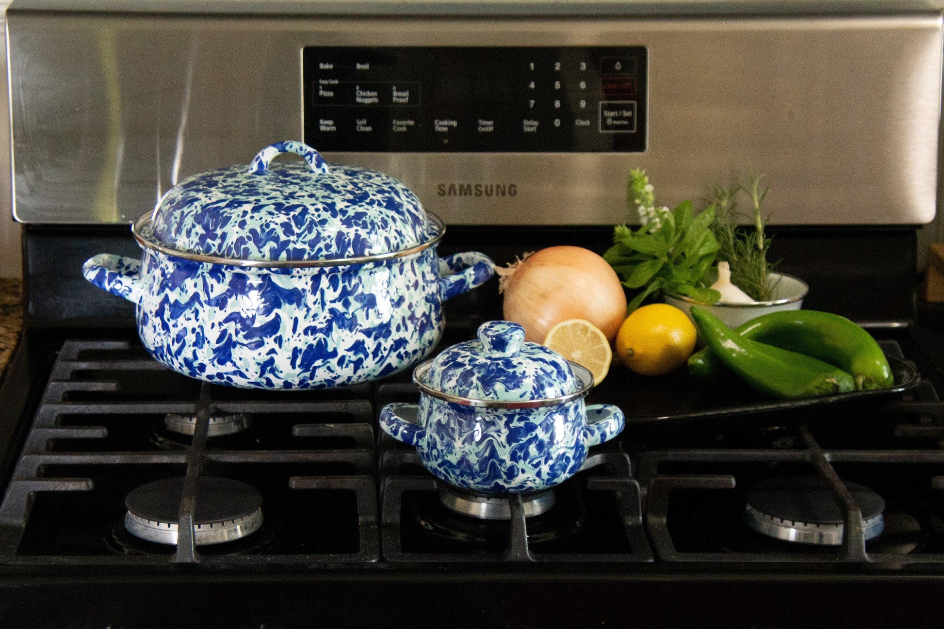 OC32S2 - Ocean Swirl Petite Tureens - Set of 2 - Golden Rabbit Enamelware