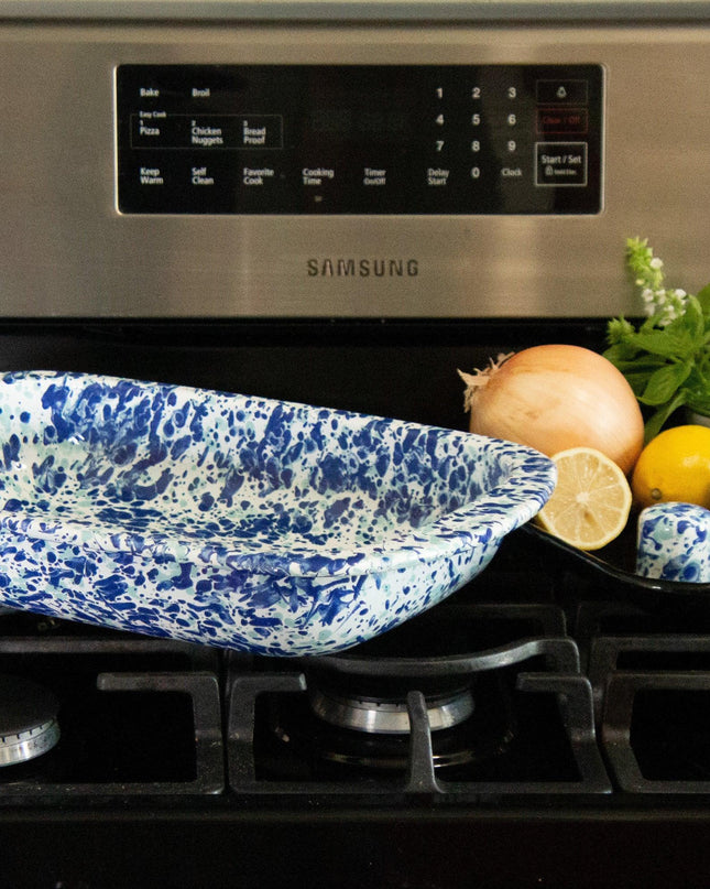 OC78 - Ocean Swirl Baking Pan - Golden Rabbit Enamelware