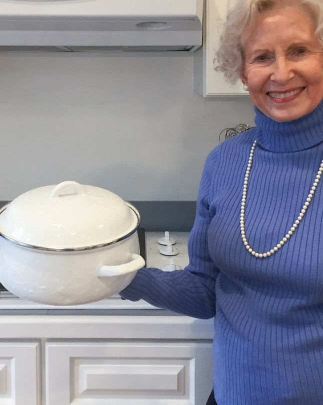WW31 - Solid Dutch Oven, White - Golden Rabbit Enamelware