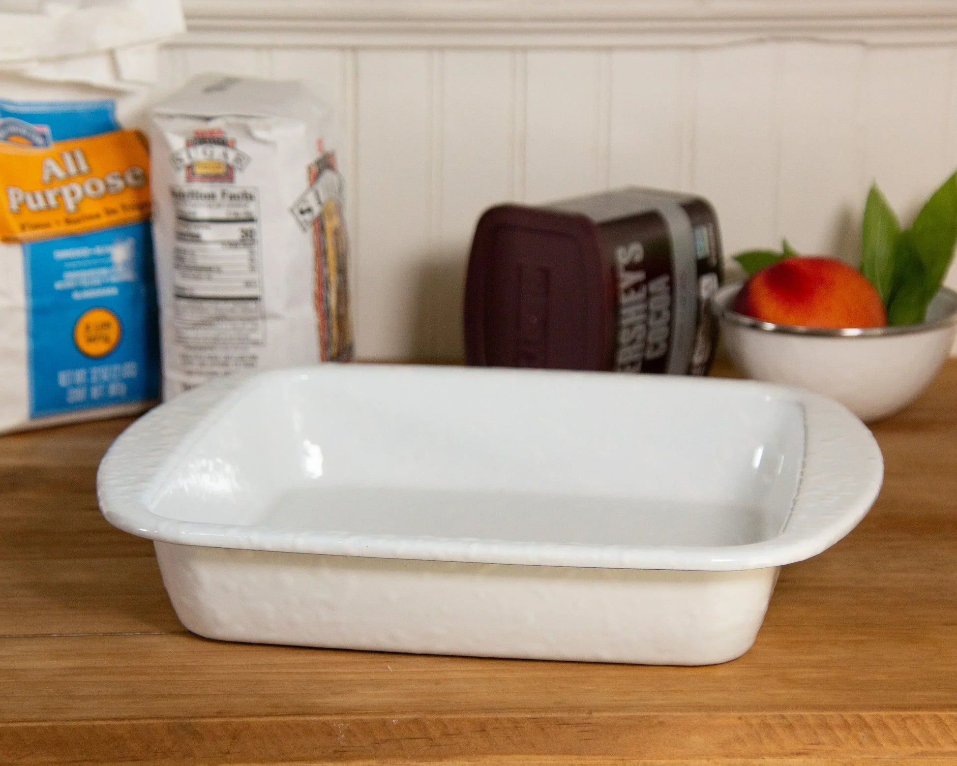 WW53 - White Solid Brownie Pan - Golden Rabbit Enamelware