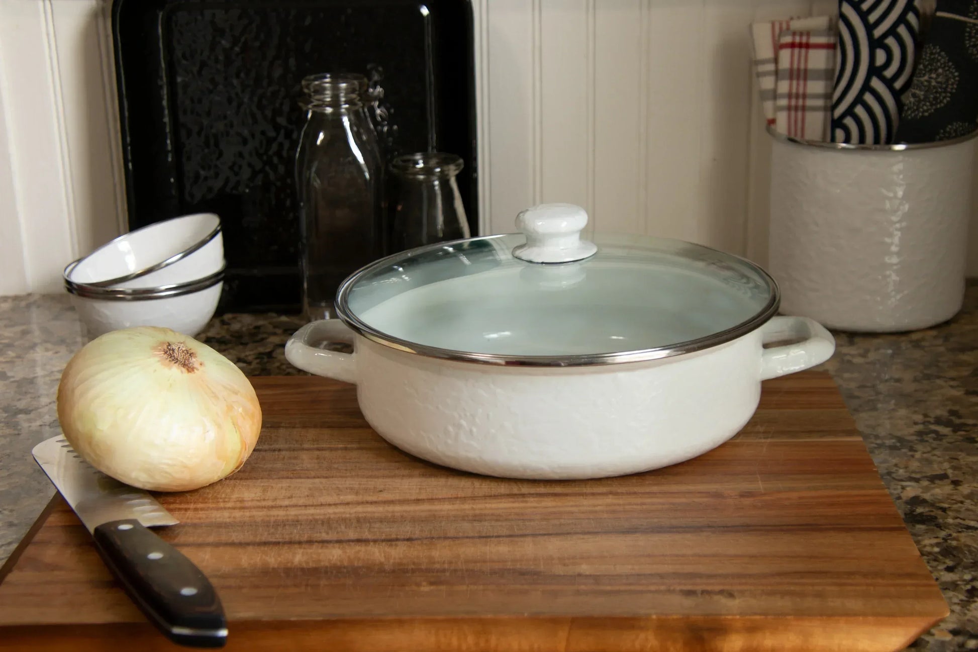 WW79 - White Solid Small Saute Pan - Golden Rabbit Enamelware